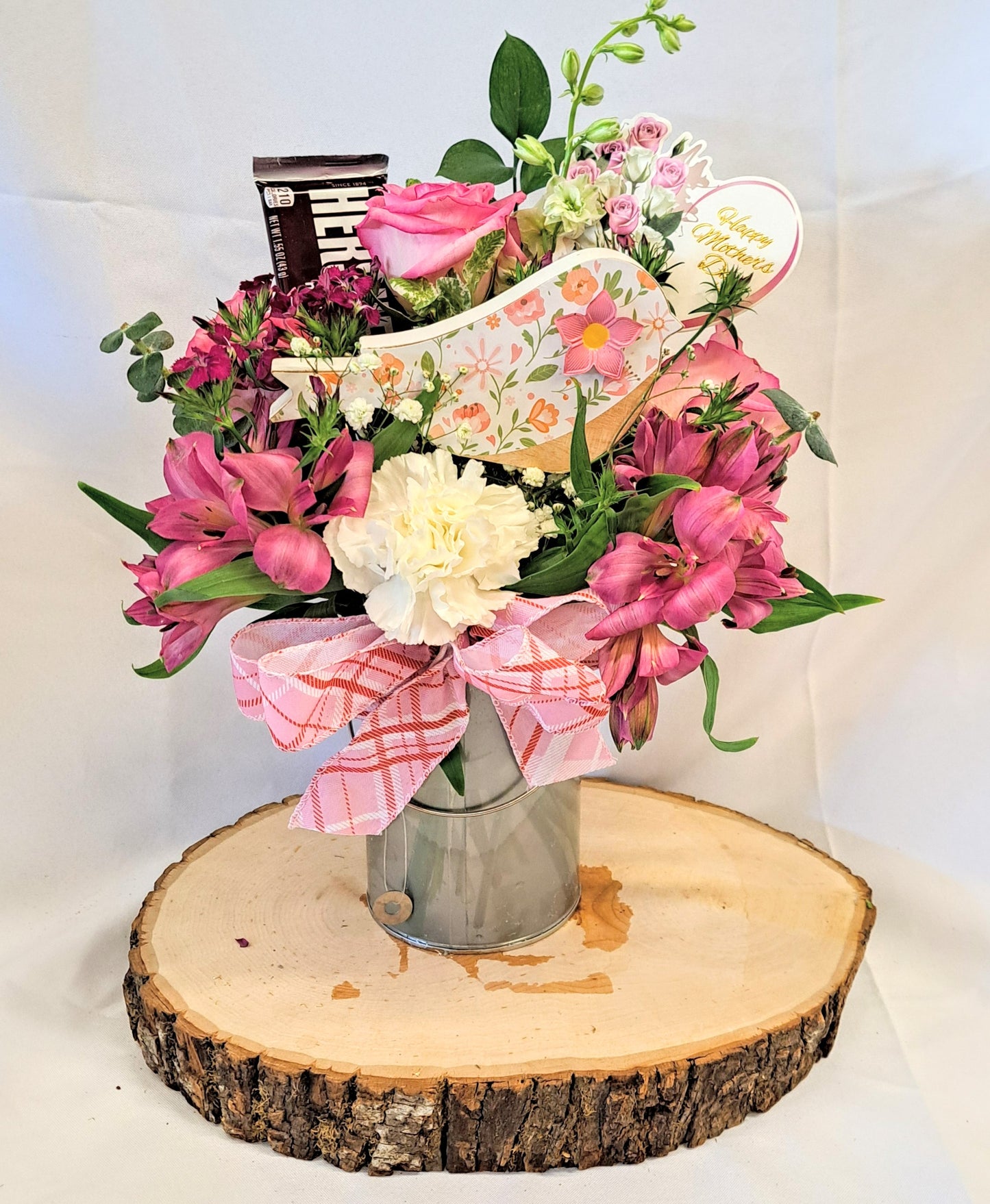 Devon’s Gentle Bloom - Small Bouquet - Real Flowers